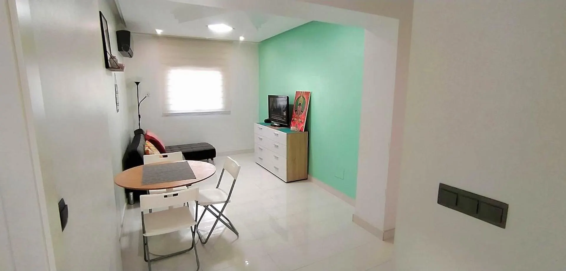 Modern Spacious Apartment In Center Of Malaga