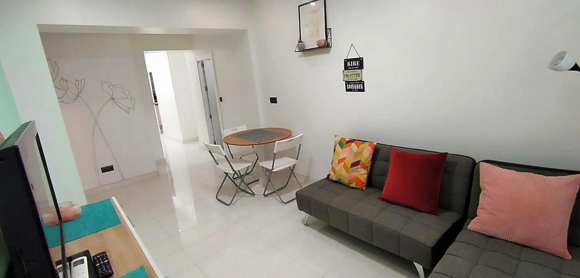 Modern Spacious Apartment In Center Of Malaga Spain